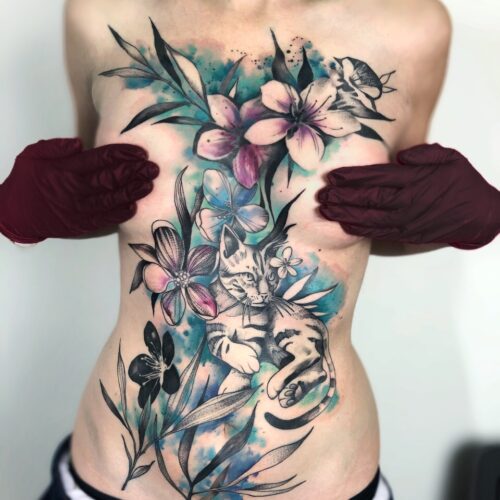 tatouage abstrait graphique tatoueur bras aquarelle couleur grenoble chat cerisier