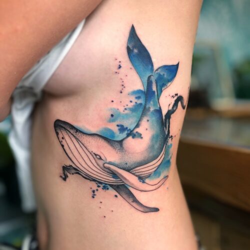 baleine aquarelle tatouage cotes bleu couleur Grenoble meilleur tatoueur